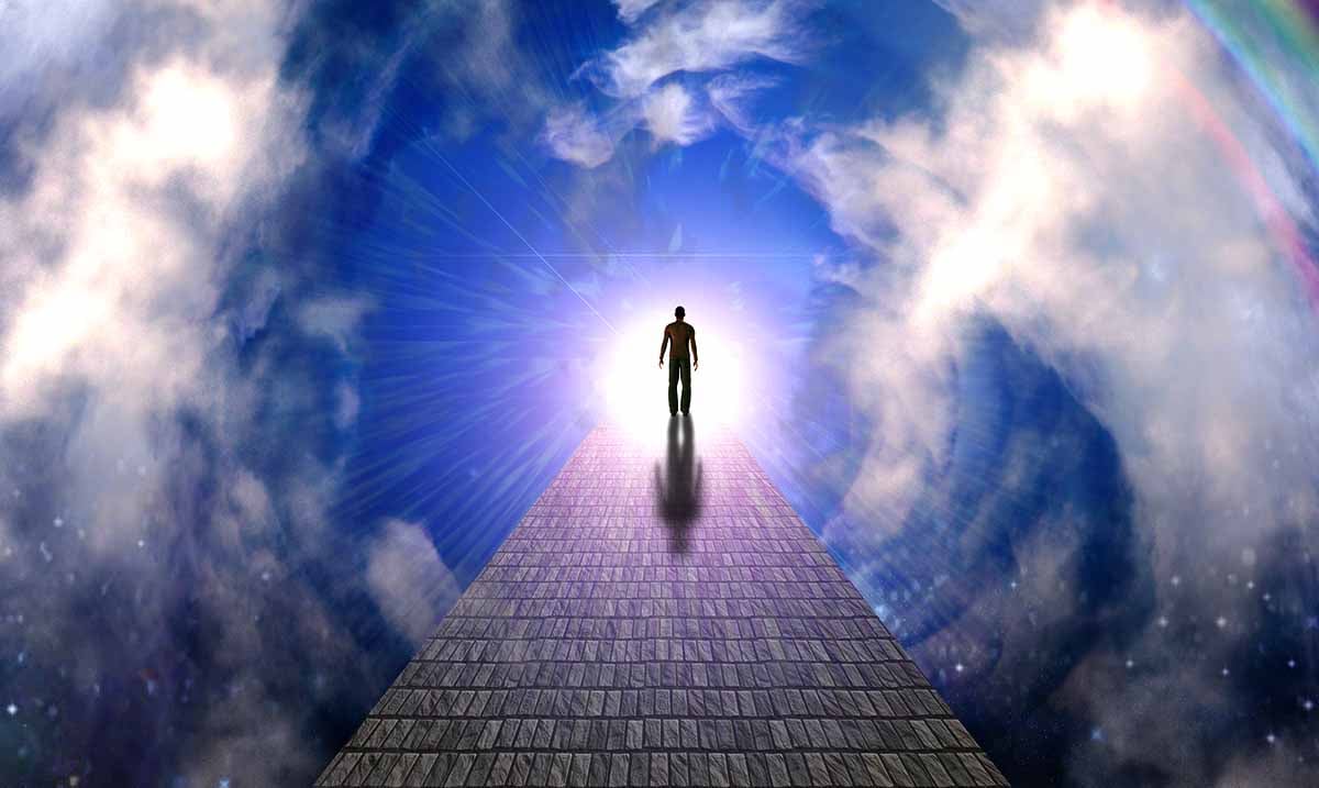 9 Secrets To Living A Beautiful Life - Awareness Act