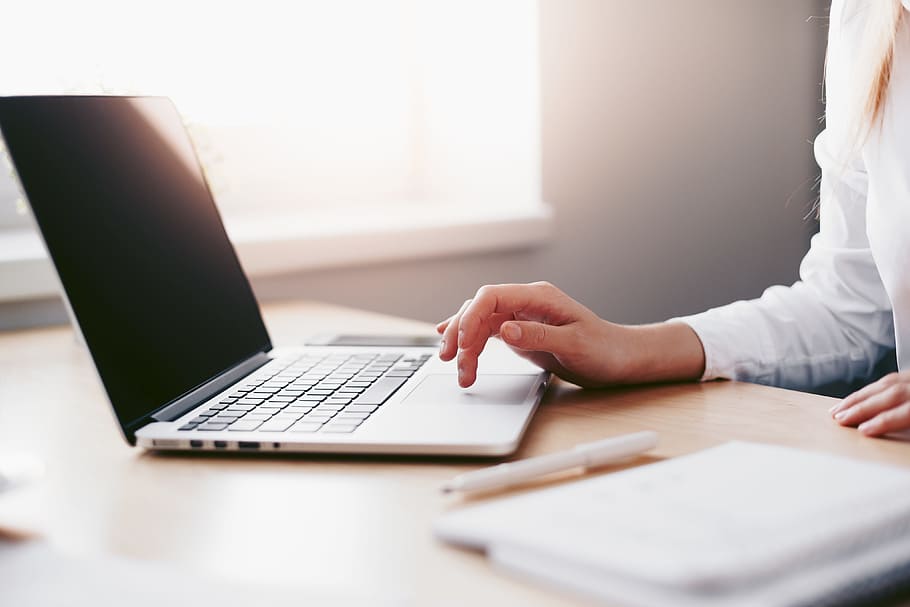 1366x768px | free download | HD wallpaper: Business Woman Working on ...
