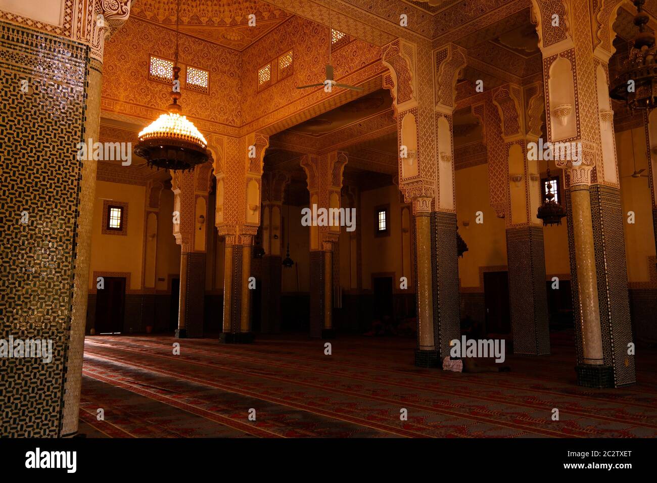 Grand modern interior dome hi-res stock photography and images - Alamy