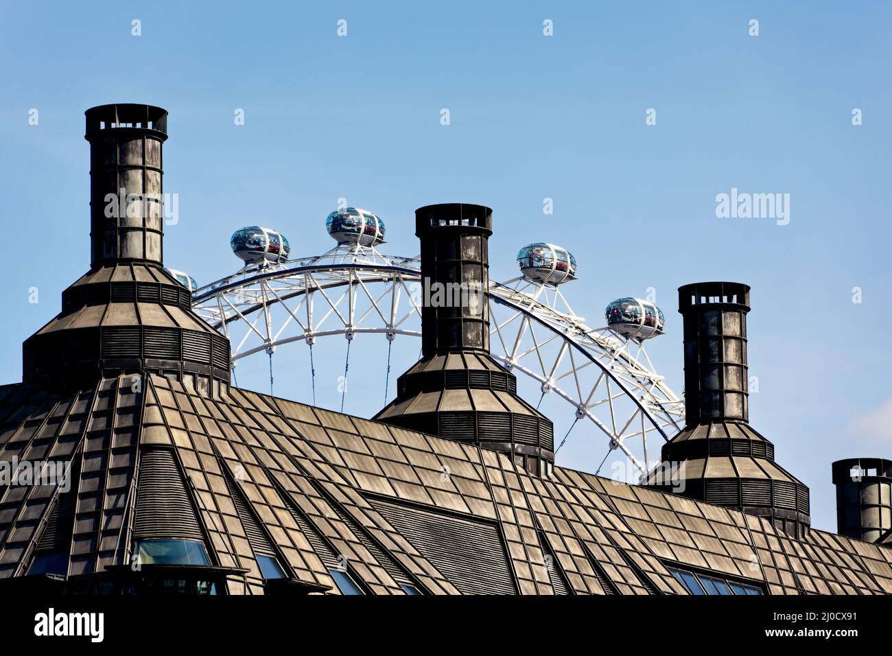 Ornate wheel hi-res stock photography and images - Alamy