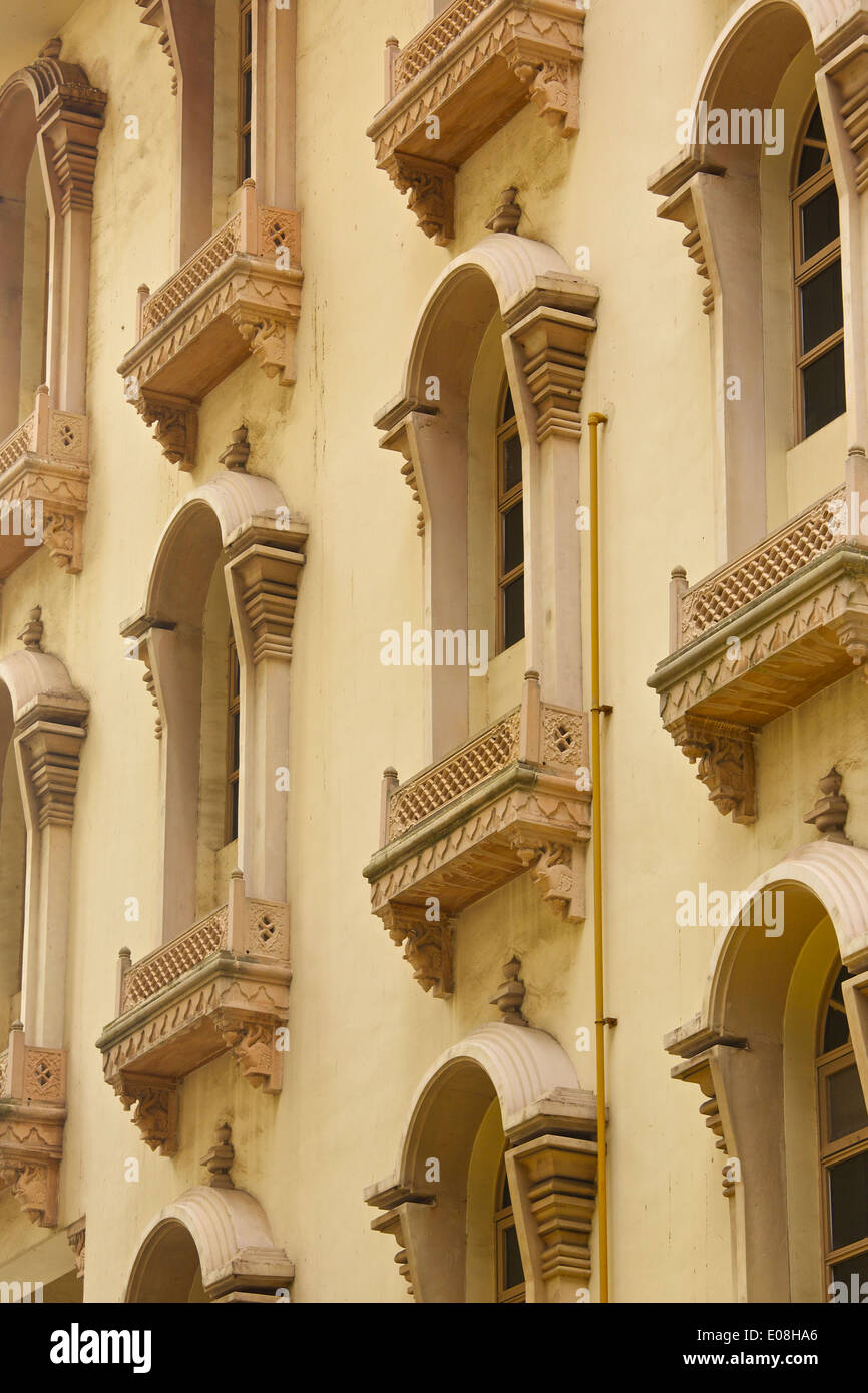Arched period window hi-res stock photography and images - Alamy