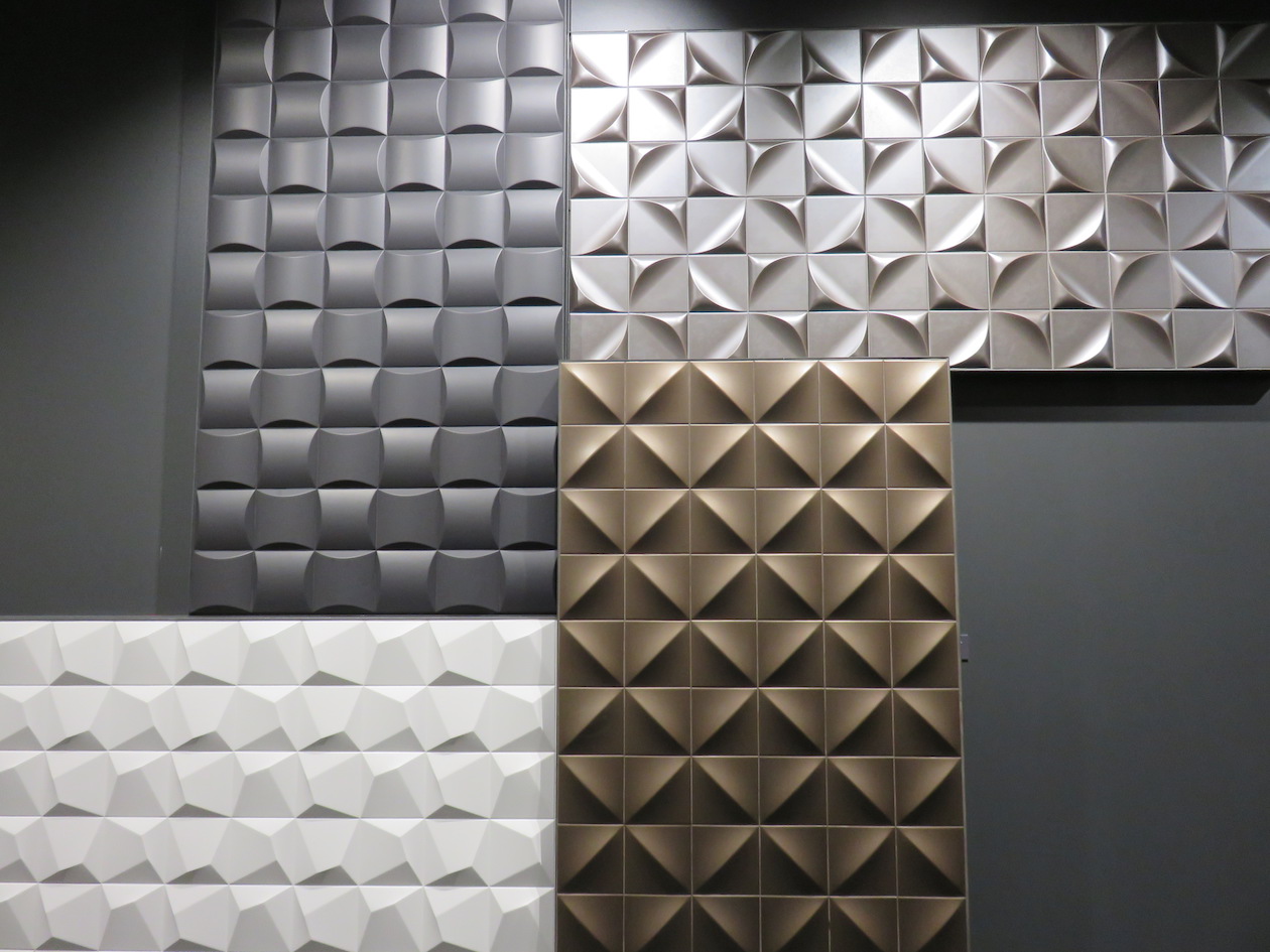 Dimensional ceramic wall tiles - Coverings