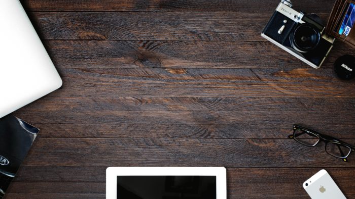 Minimalist Living: 4-Steps To Create An Amazing Life With Less