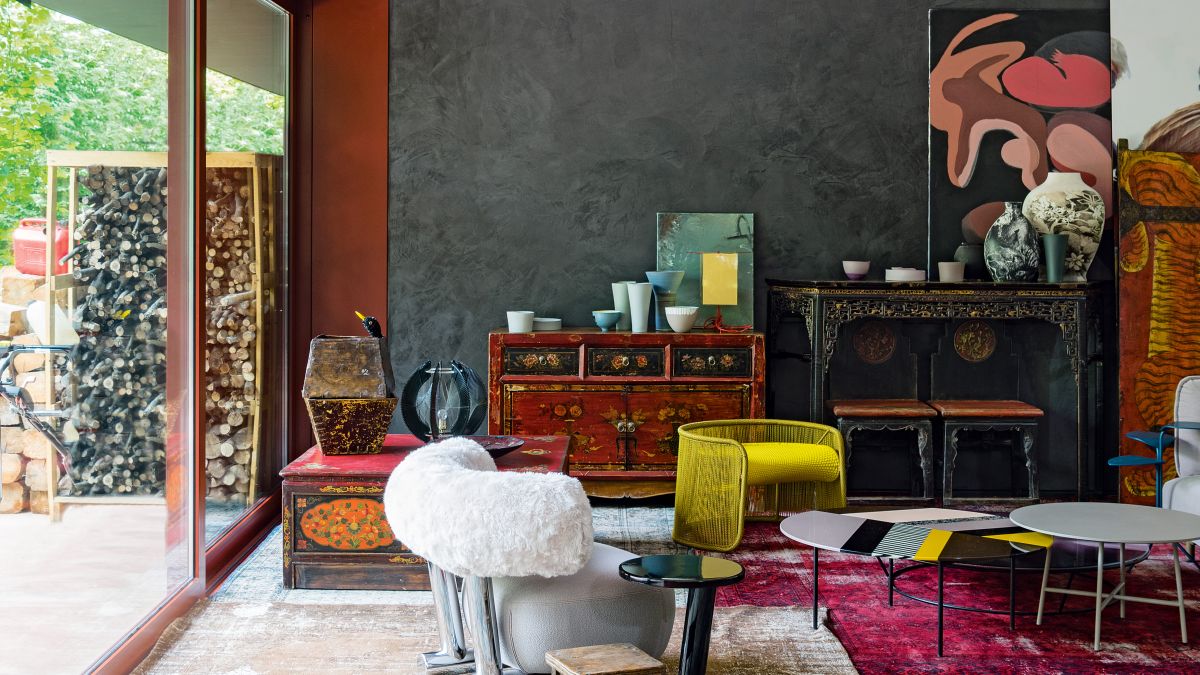 Dark living room ideas to inspire a dramatic color scheme - Decor Report