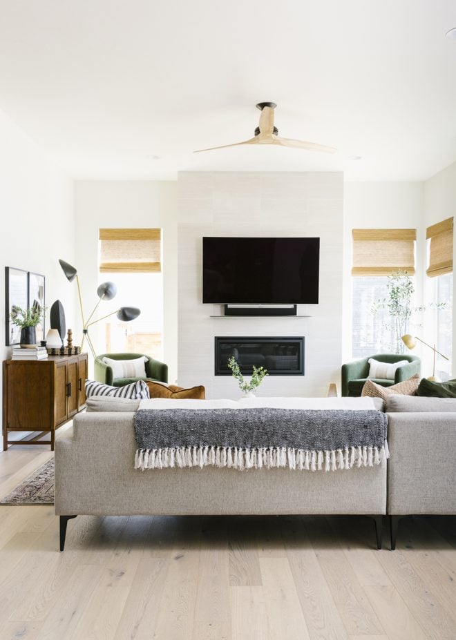 16 Designer Small Living Room Ideas With TV | Havenly Blog | Havenly ...