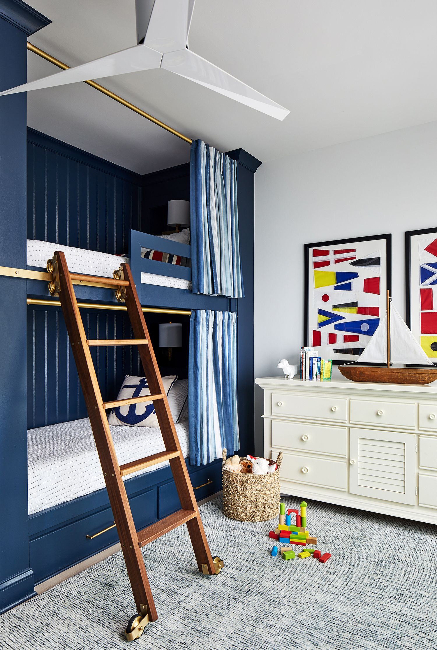Two Tone Living Room Walls | Cabinets Matttroy