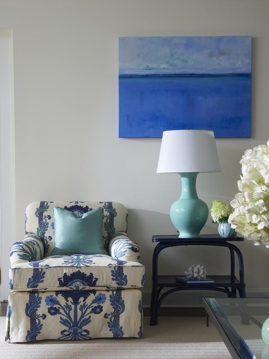 Blue and White Living Room Decor | HomeDesignBoard