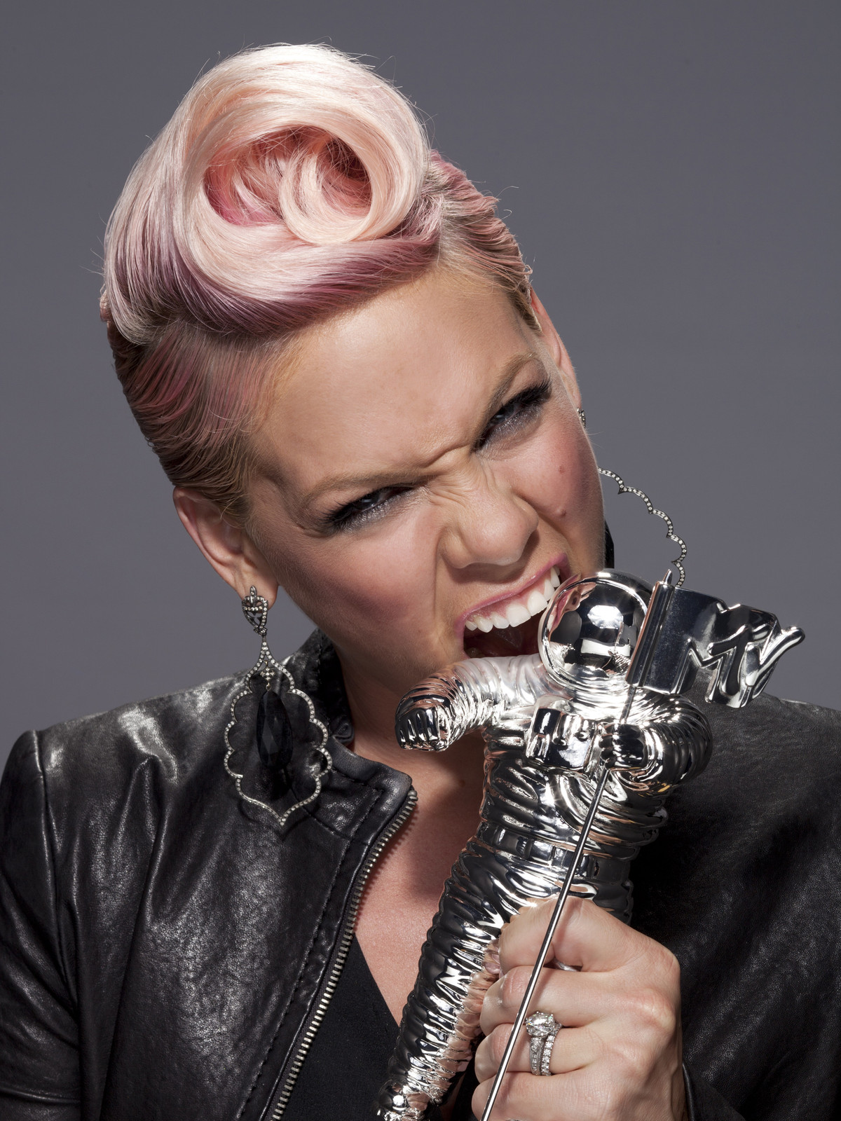 Pink Tickets - Pink Tour Dates on StubHub!