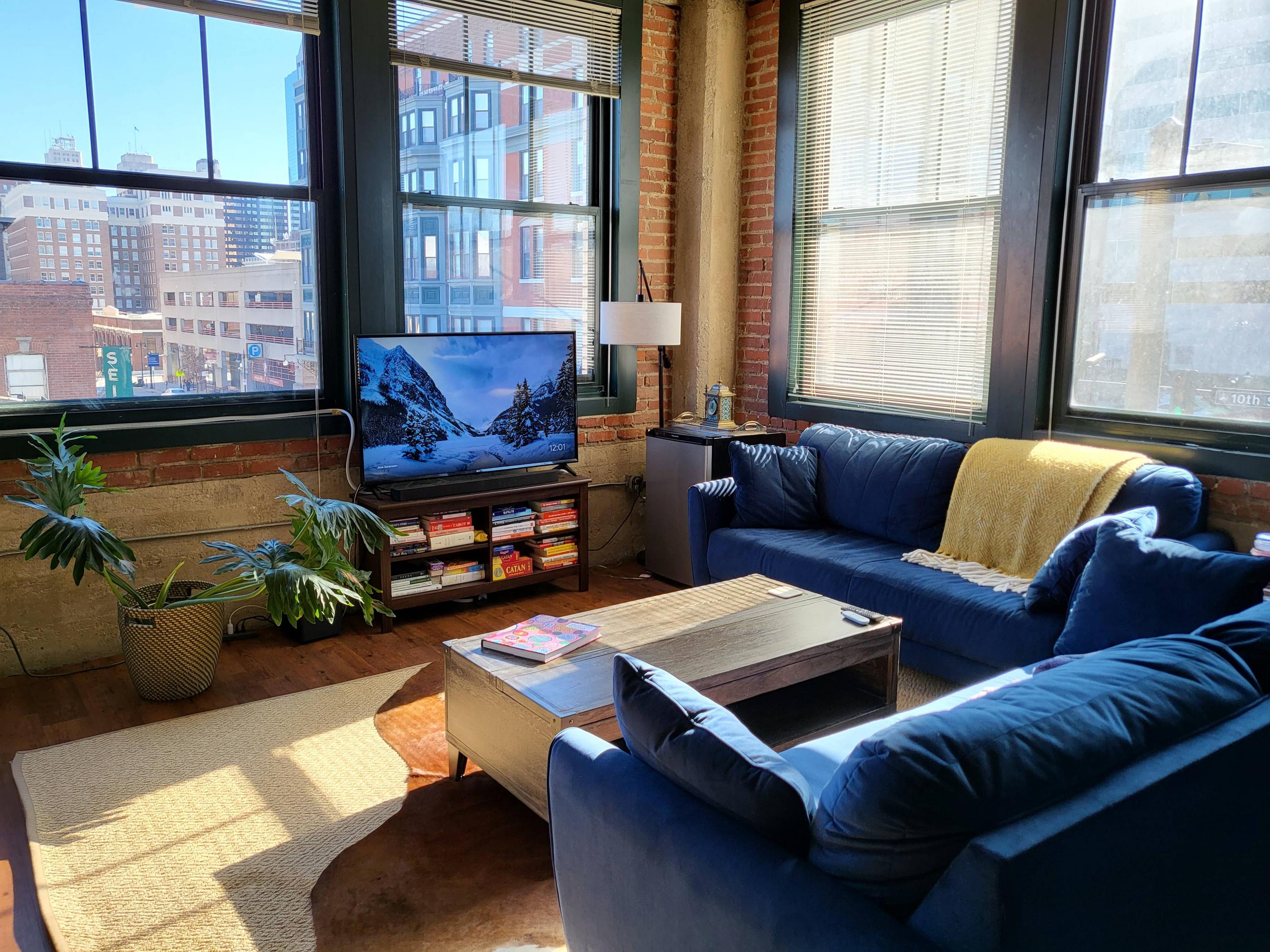 Living Room Vibes : malelivingspace
