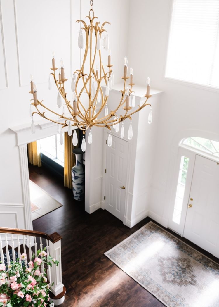 25 of the Best High Ceiling Chandelier Ideas | Lightopia