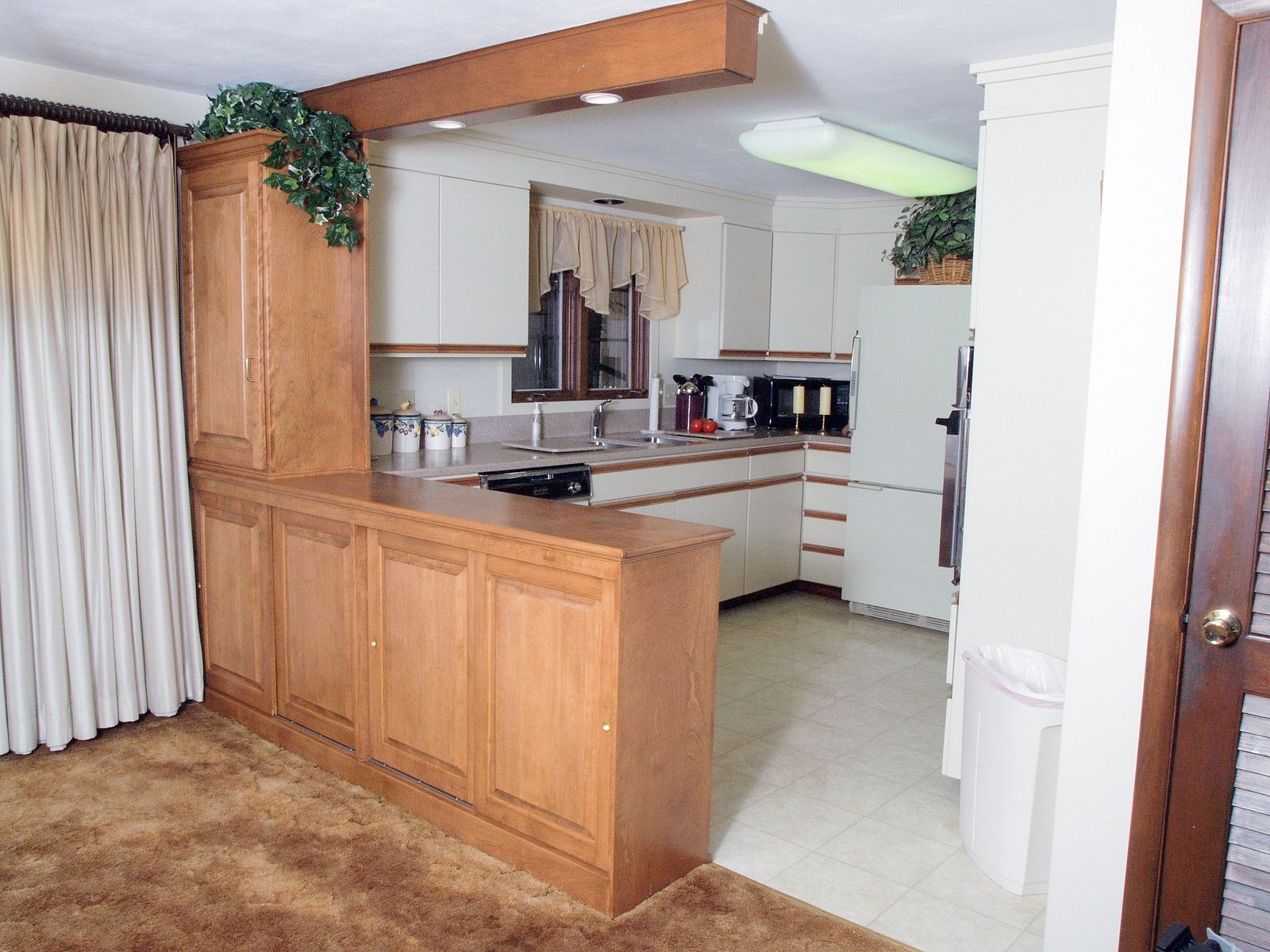 Divider Design Between Kitchen And Living Room | Baci Living Room