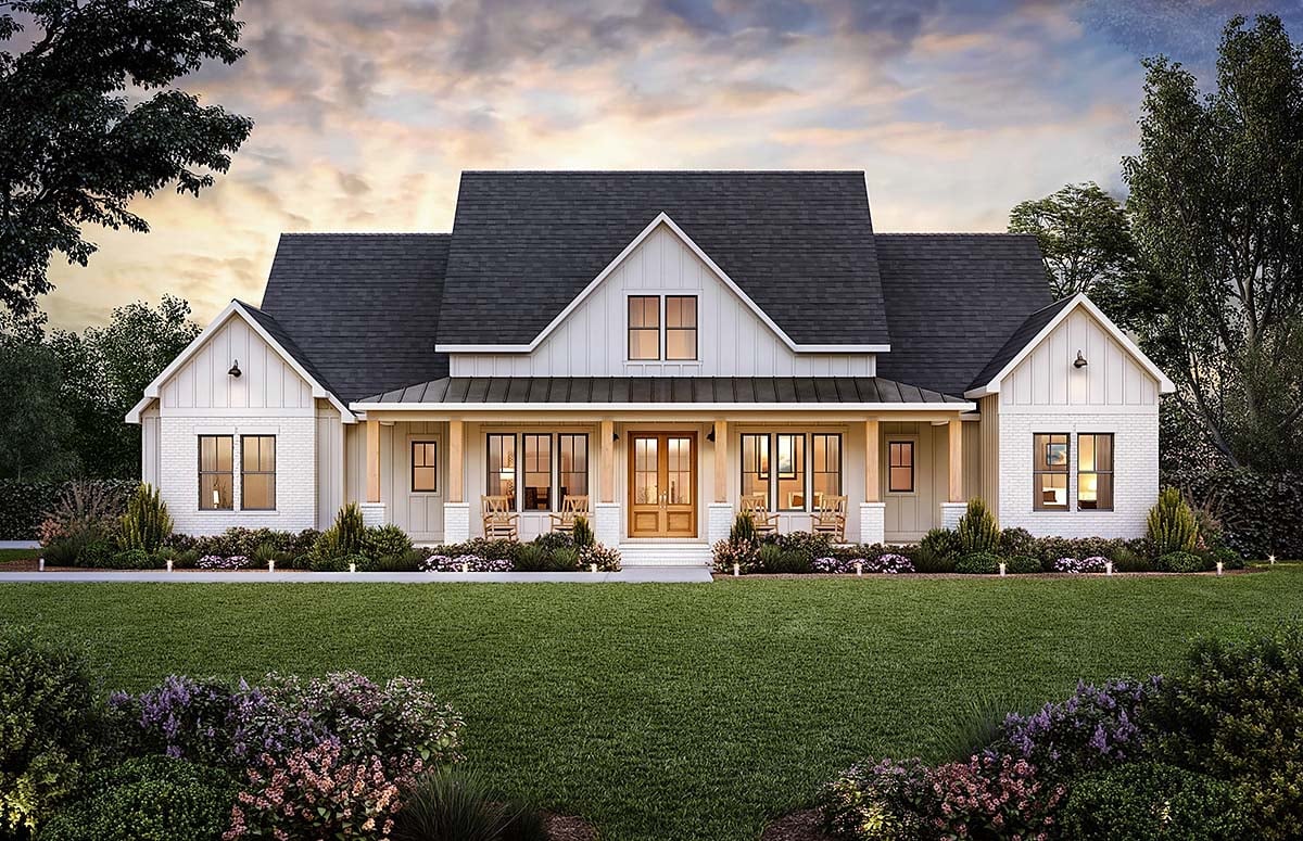 Plan 41471 | Modern Farmhouse Plan With Big Pantry