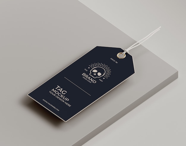 Premium PSD | Close up on realistic tag mockup