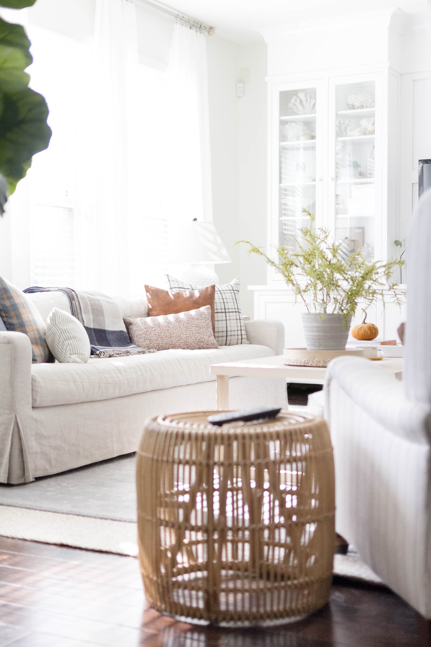 Cozy Fall Decorating-A Living Room Tour | Iris Nacole