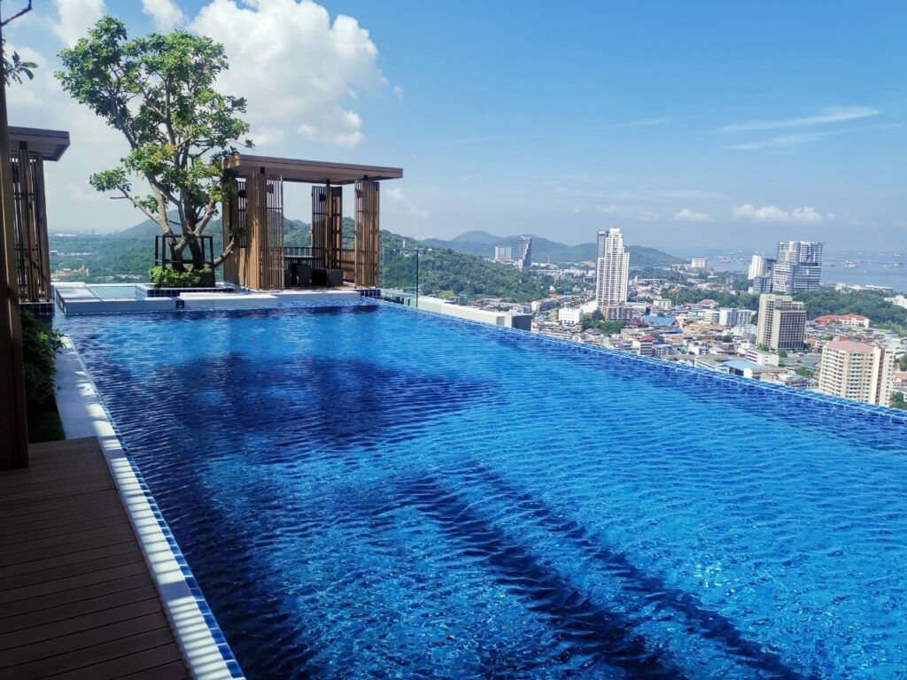 Sriracha Property | Kingfisher House & Land