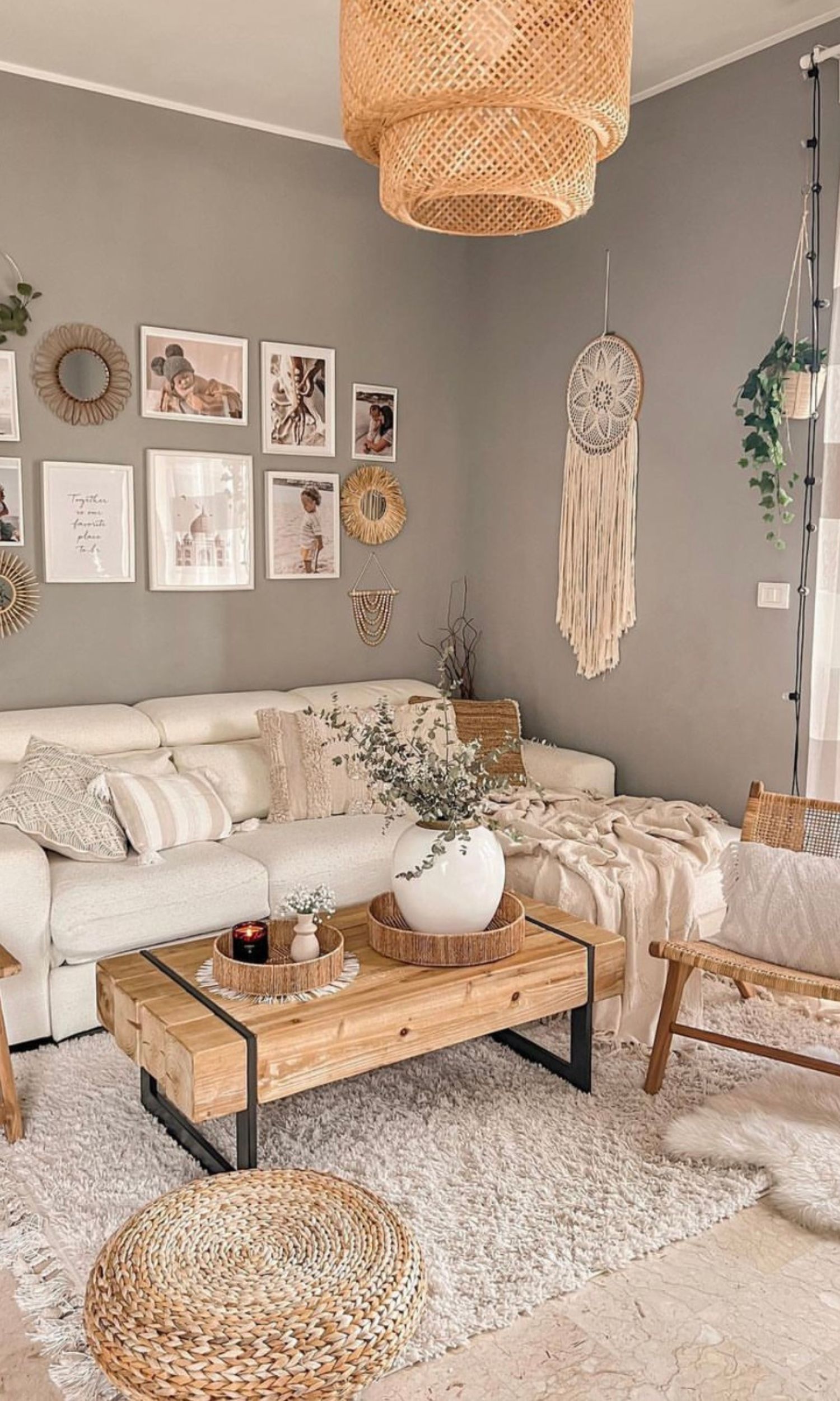 25 Very Small Living Room Ideas That are Stylish and Functional
