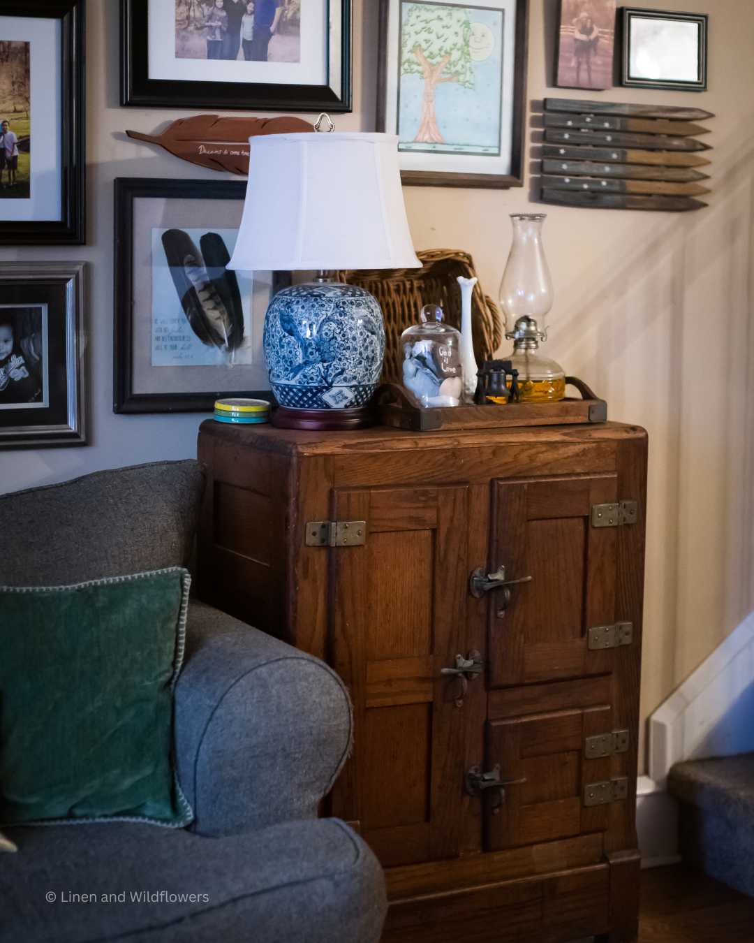 19 antique & vintage living room ideas · Linen & Wildflowers