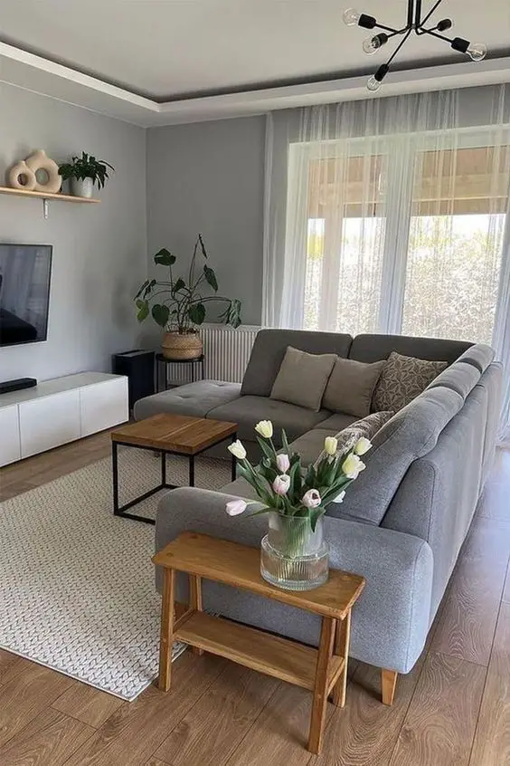 Maximize Your Space with Chic Small Living Room Layouts – plixro.com