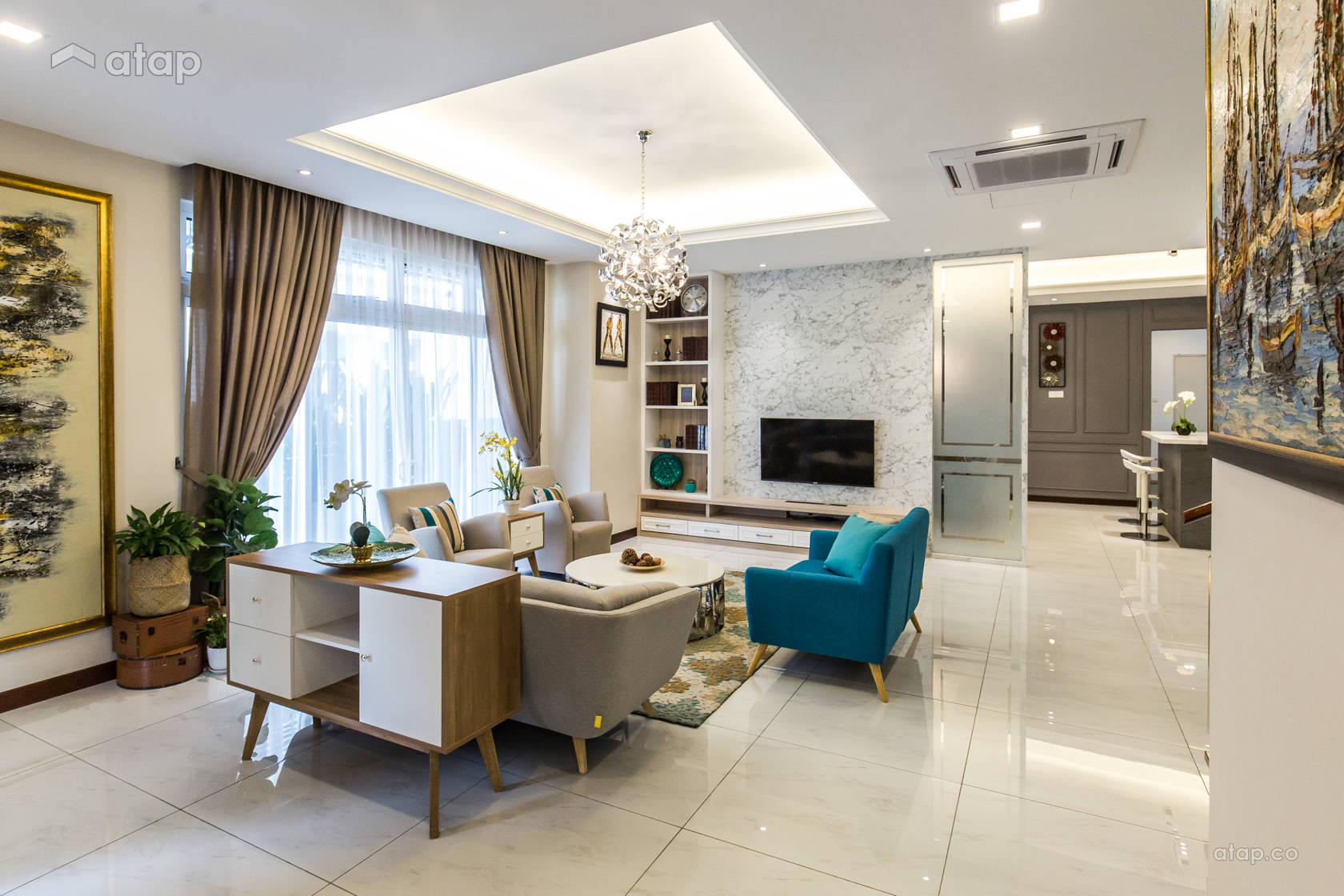 Classic Contemporary Family Room Living Room bungalow design ideas ...