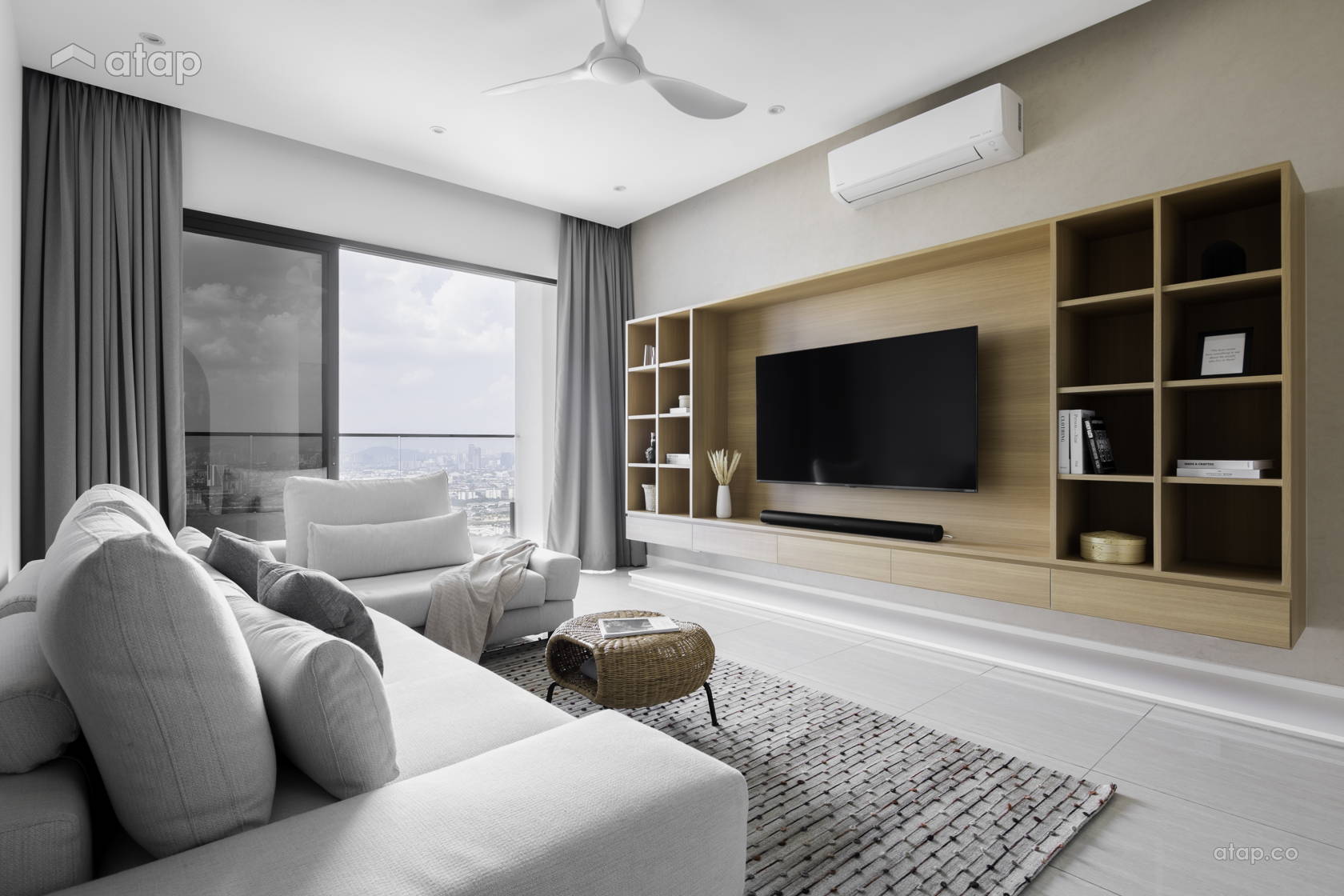 Classic Vintage Family Room Living Room condominium design ideas ...