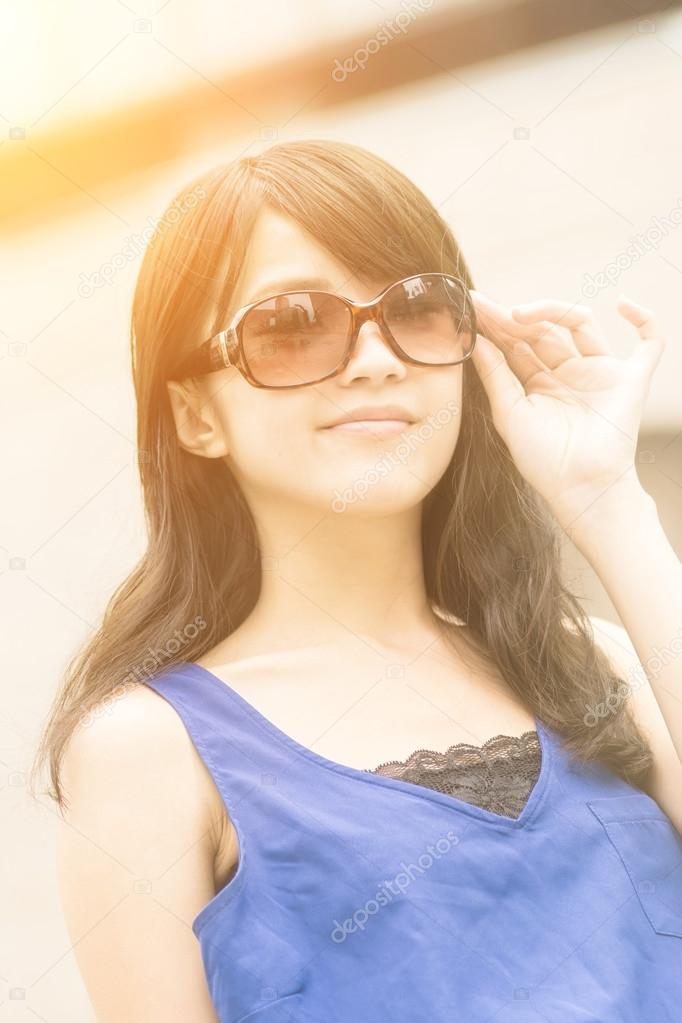 Asian woman portrait — Stock Photo © elwynn #96076750