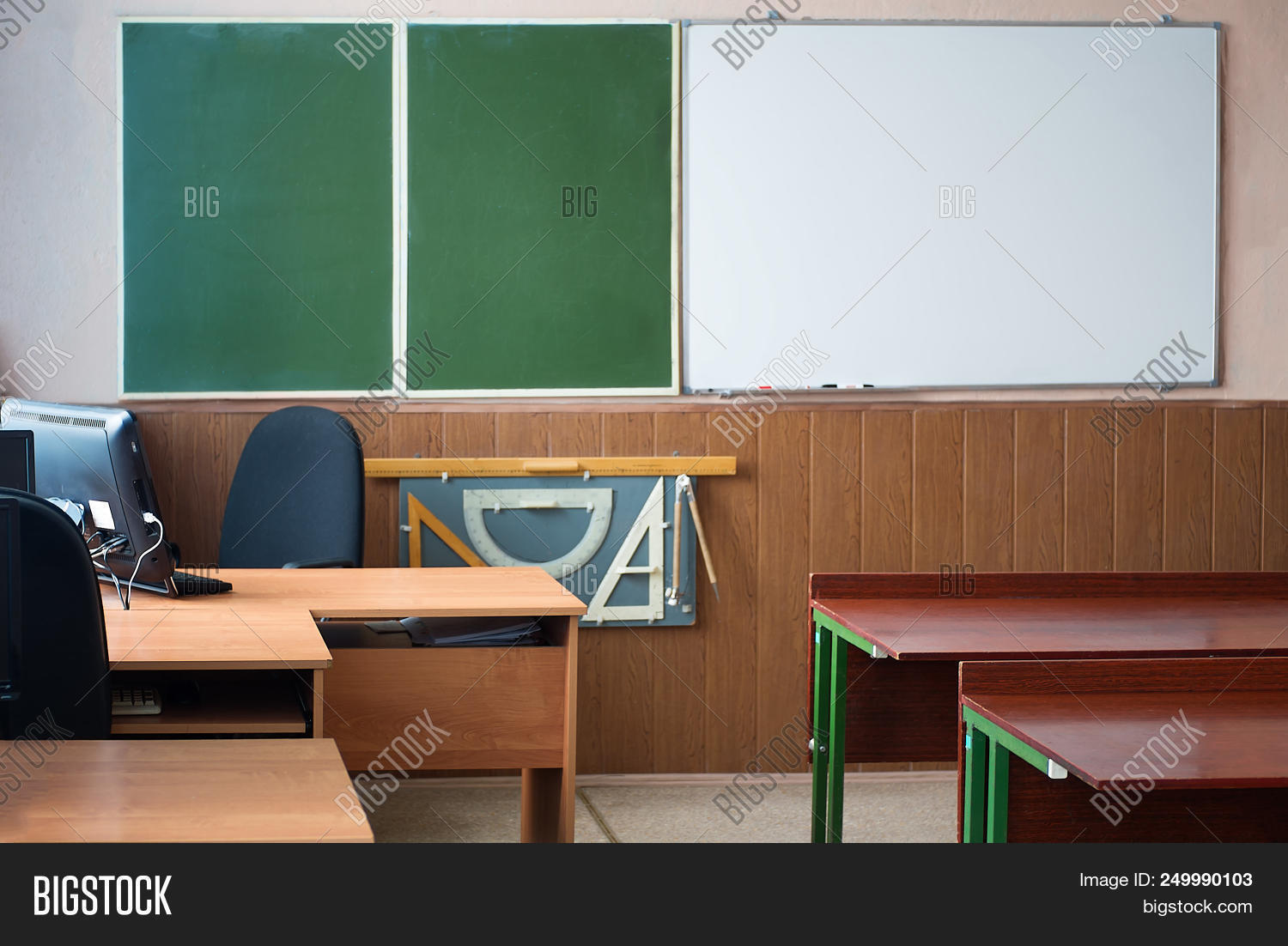 School Classroom Wallpaper