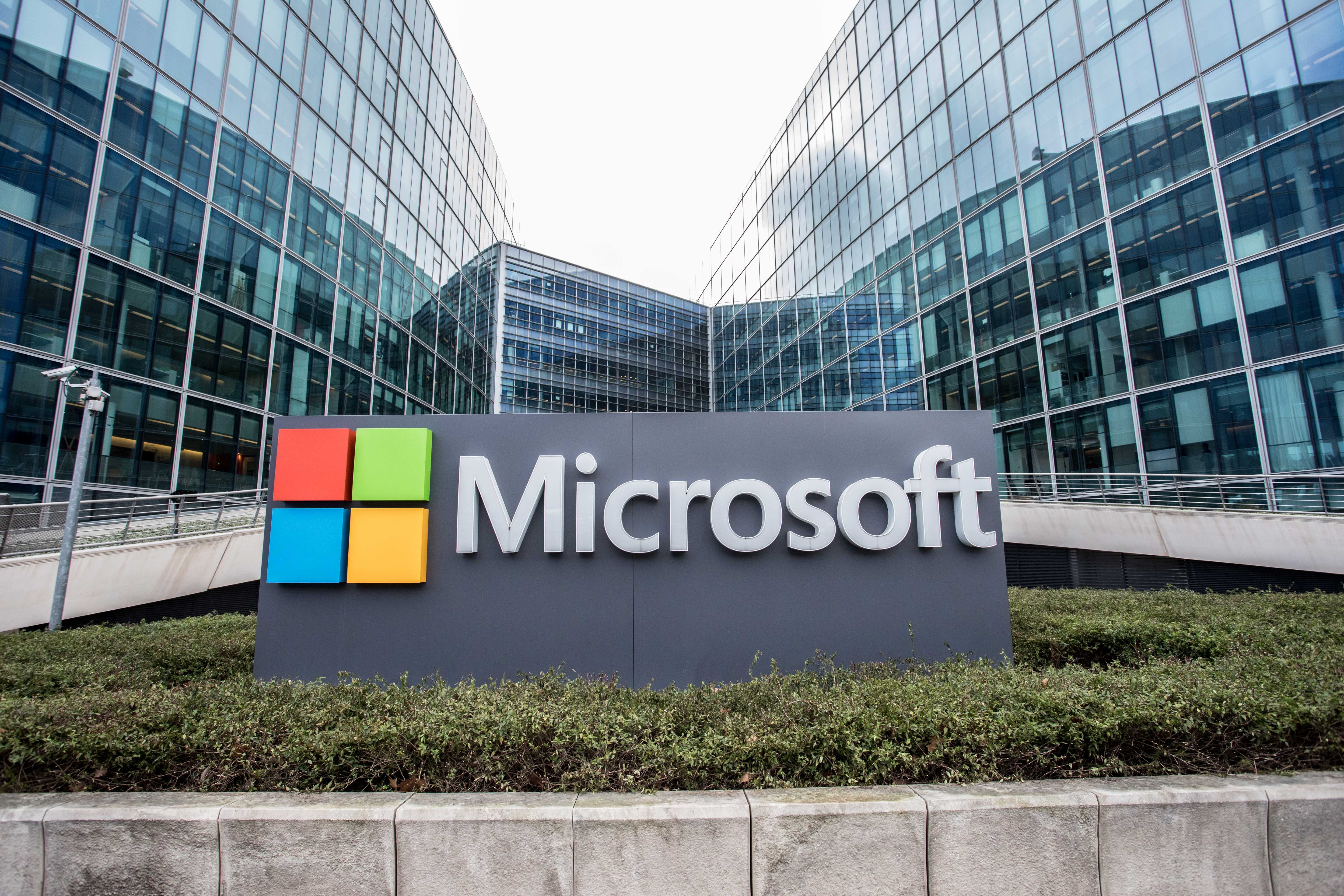 Microsoft aims to train and certify 15,000 workers on AI skills by 2022 ...