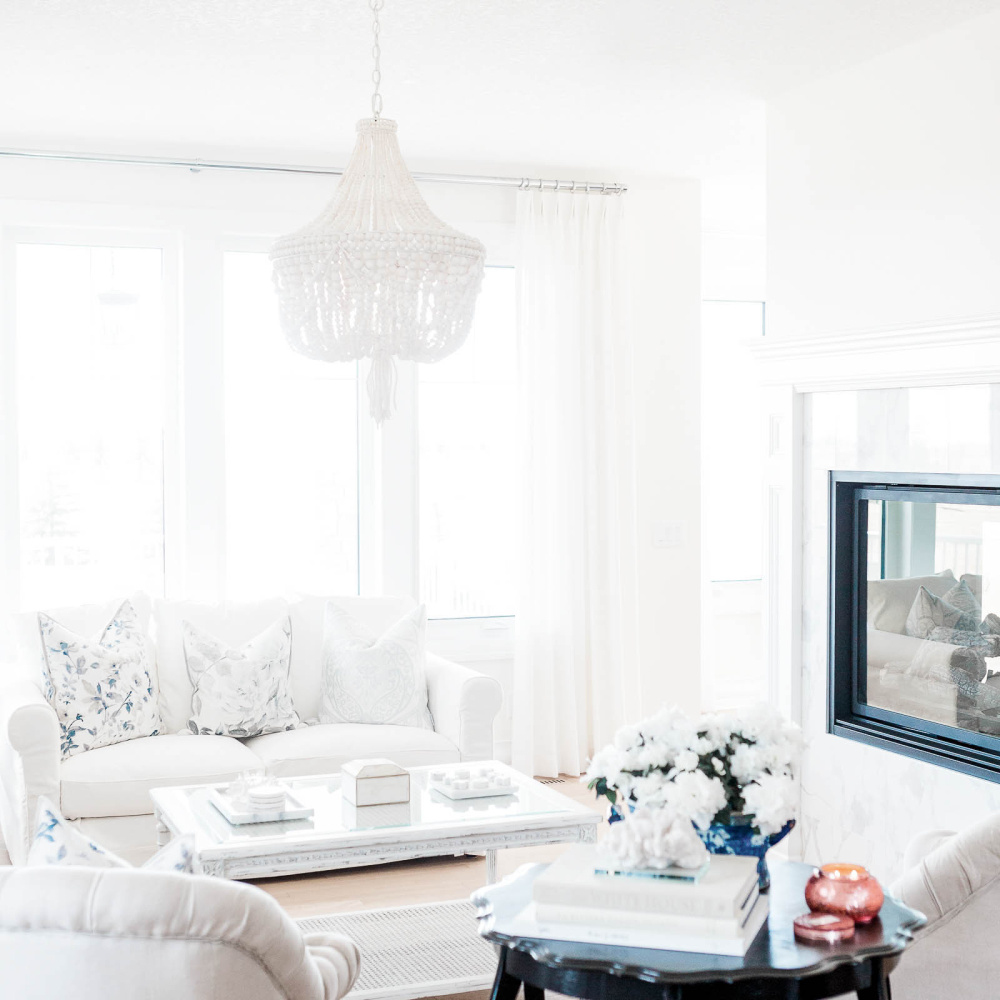 Coastal Living Room Decor That Inspires - THE SWEETEST DIGS