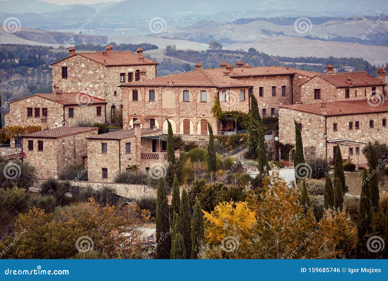 Tuscany Mansion Stock Image | CartoonDealer.com #15886981