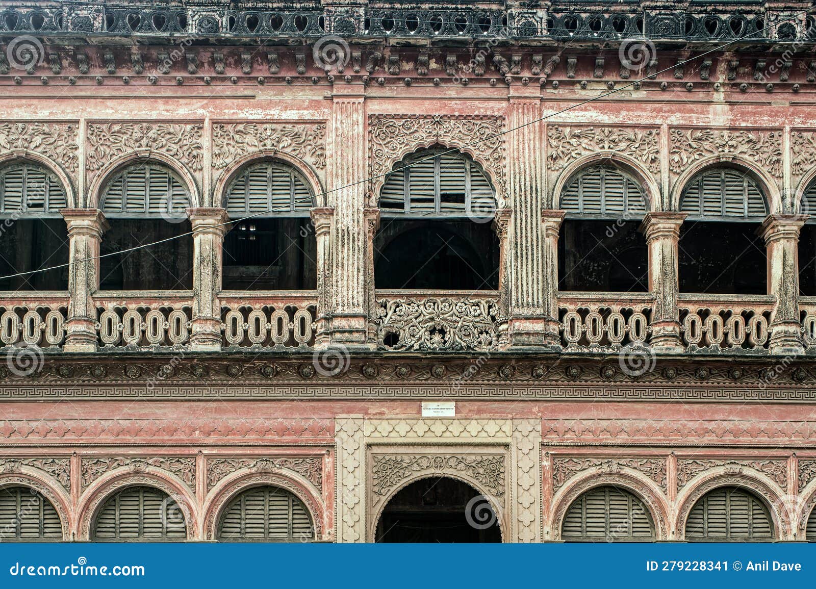 Vintage Arched Window on Old House Gaya Editorial Photo - Image of ...