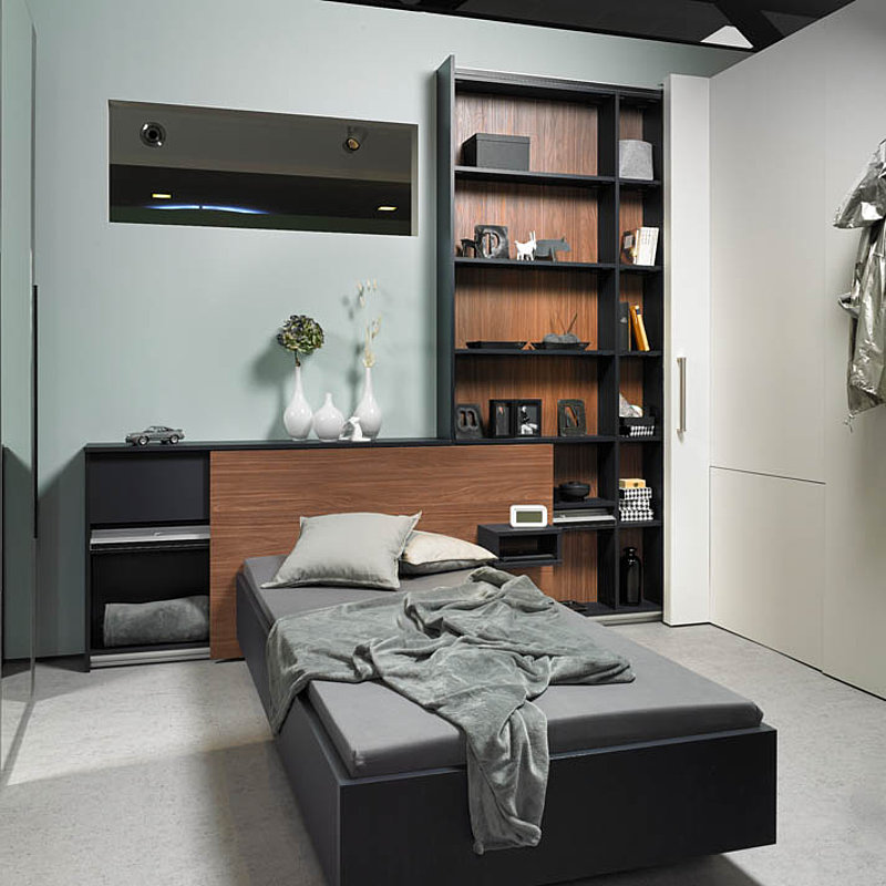 Transforming living rooms | Living and working on one side, sleeping on ...