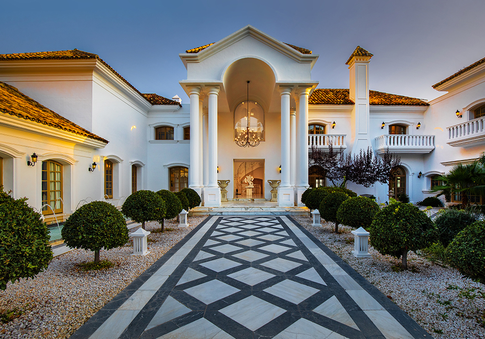 Grande Italian Mansion | Abode2