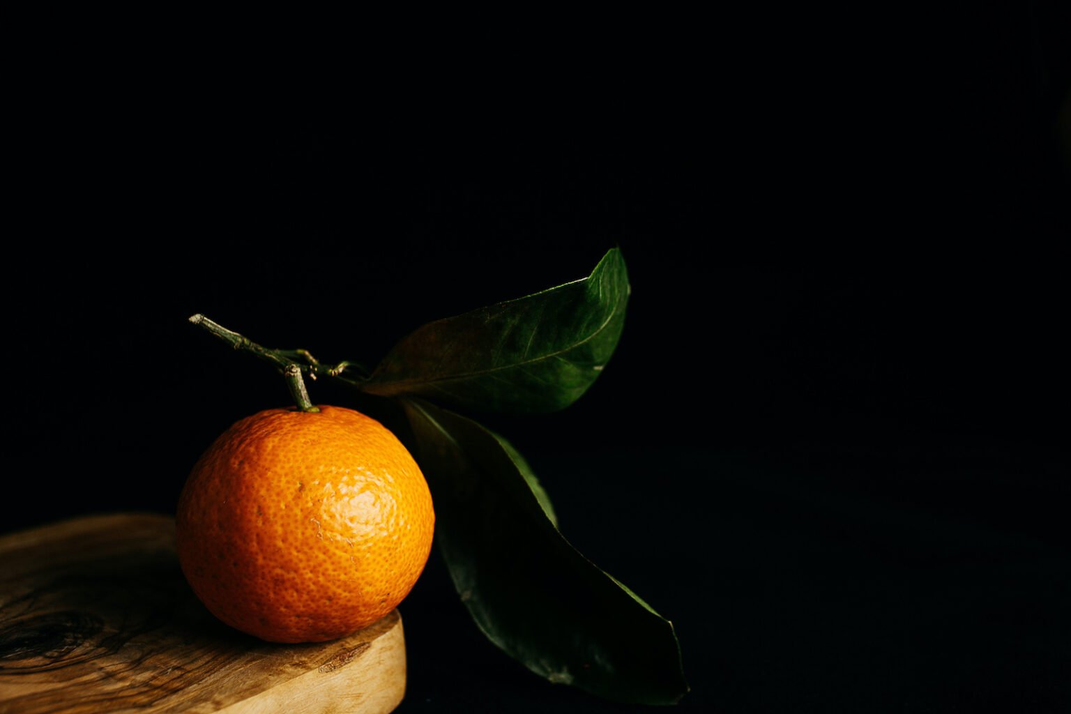 Orange Color Symbolism in Literature (Poetry and Prose) | Color Meanings