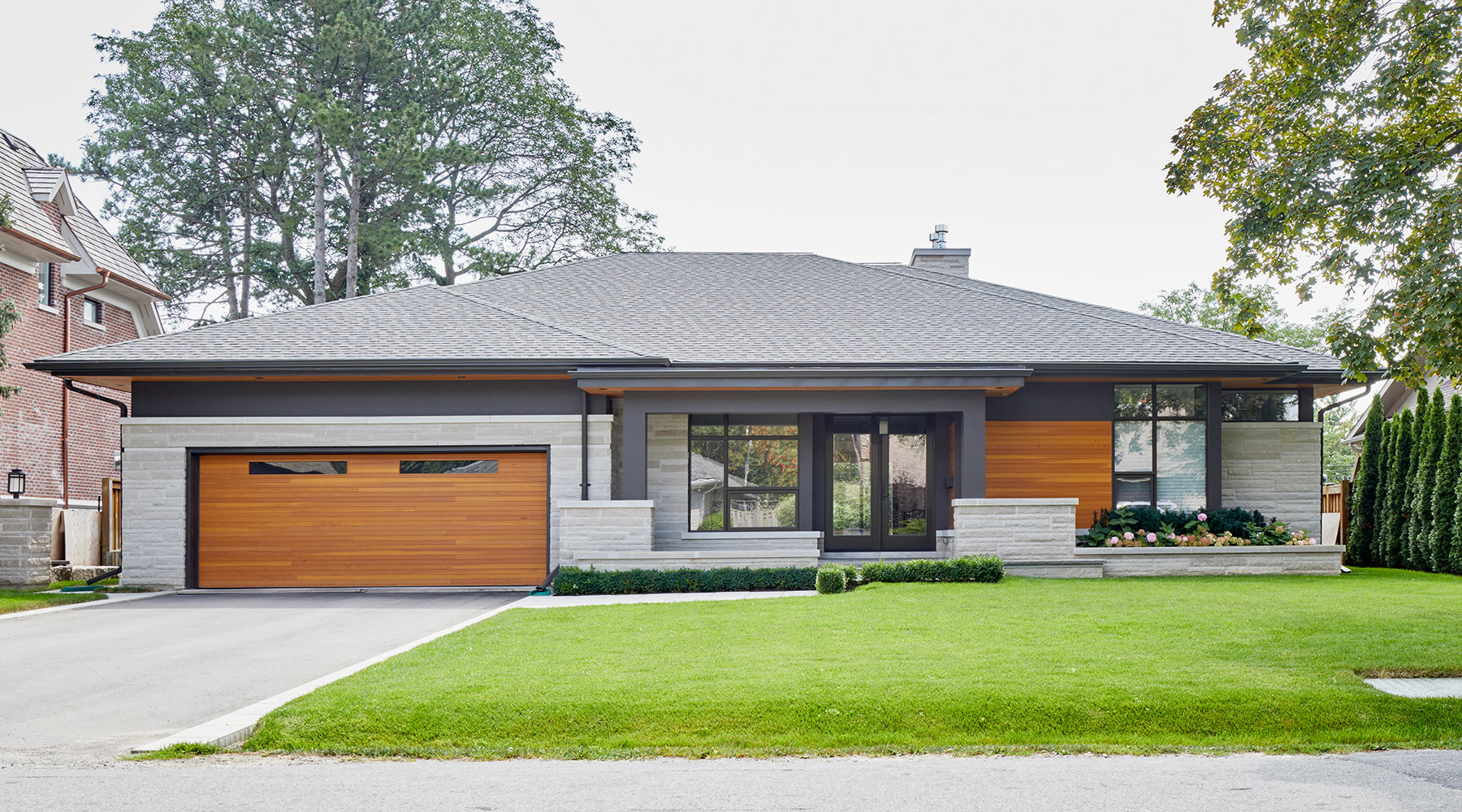Modern Bungalow - Modern - Portfolio - David Small Designs ...