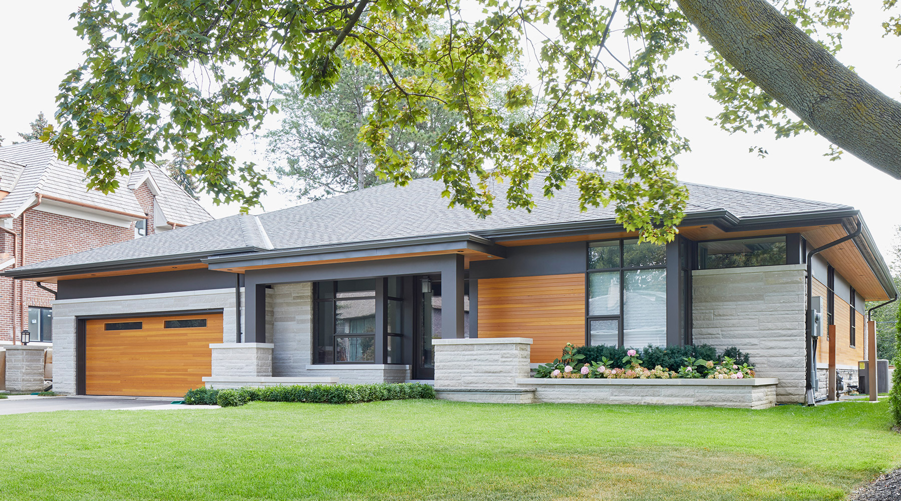 Modern Bungalow - Modern - Portfolio - David Small Designs ...