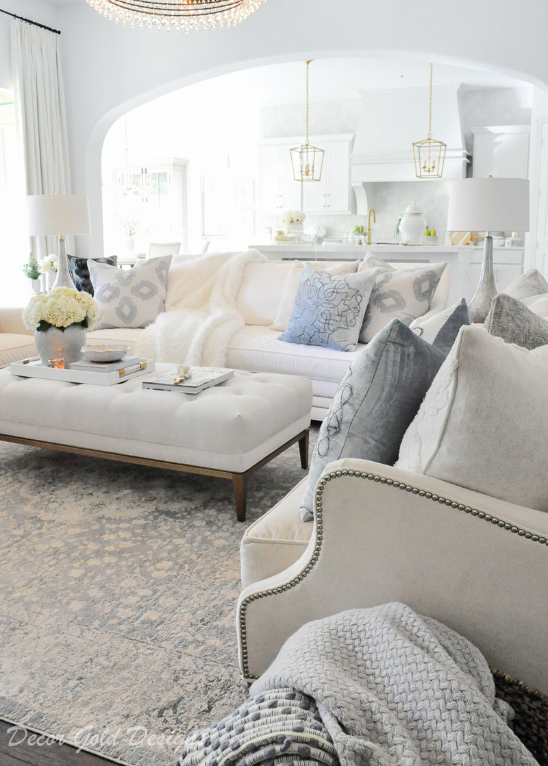 Blue And White Living Room Designs - Under Asia