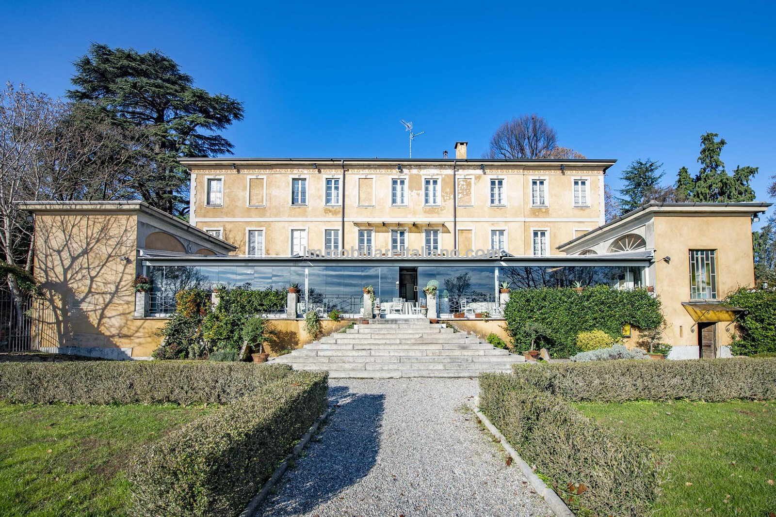 Luxury Mansion in Lombardy Immobiliare Italiano
