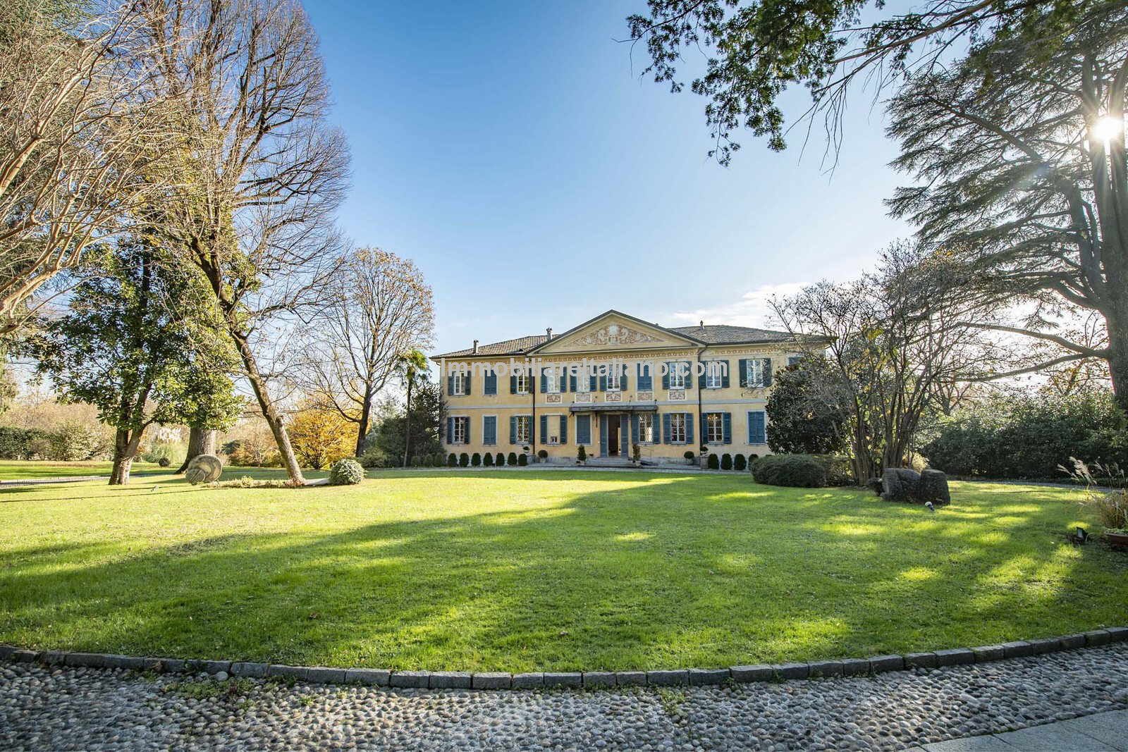Luxury Mansion in Lombardy Immobiliare Italiano