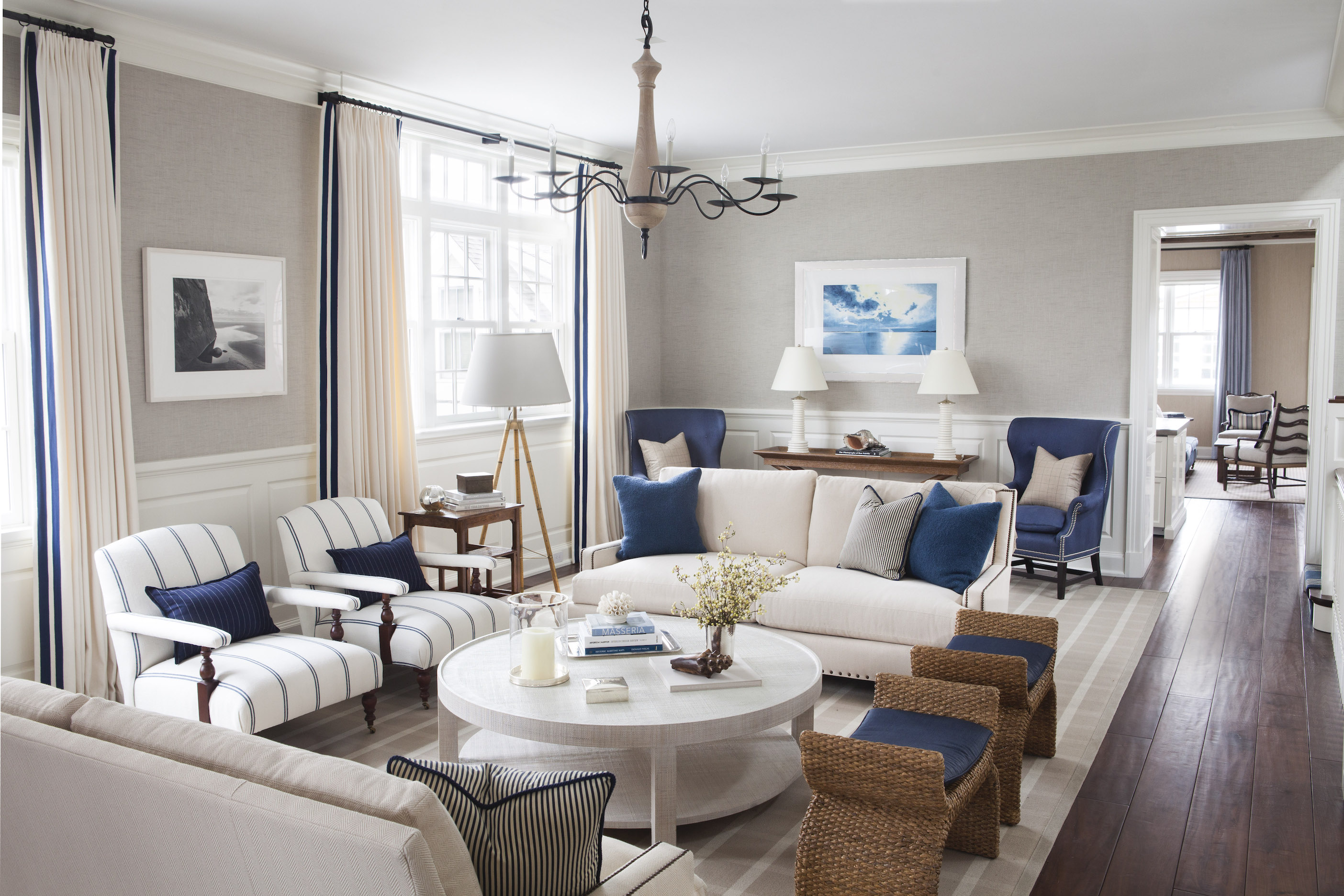 30 Beautiful Blue and White Rooms to Inspire Serenity at Home - Lh Mag