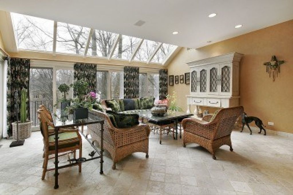 20 Living Room with Skylight Ideas to Warm Up Your Winter