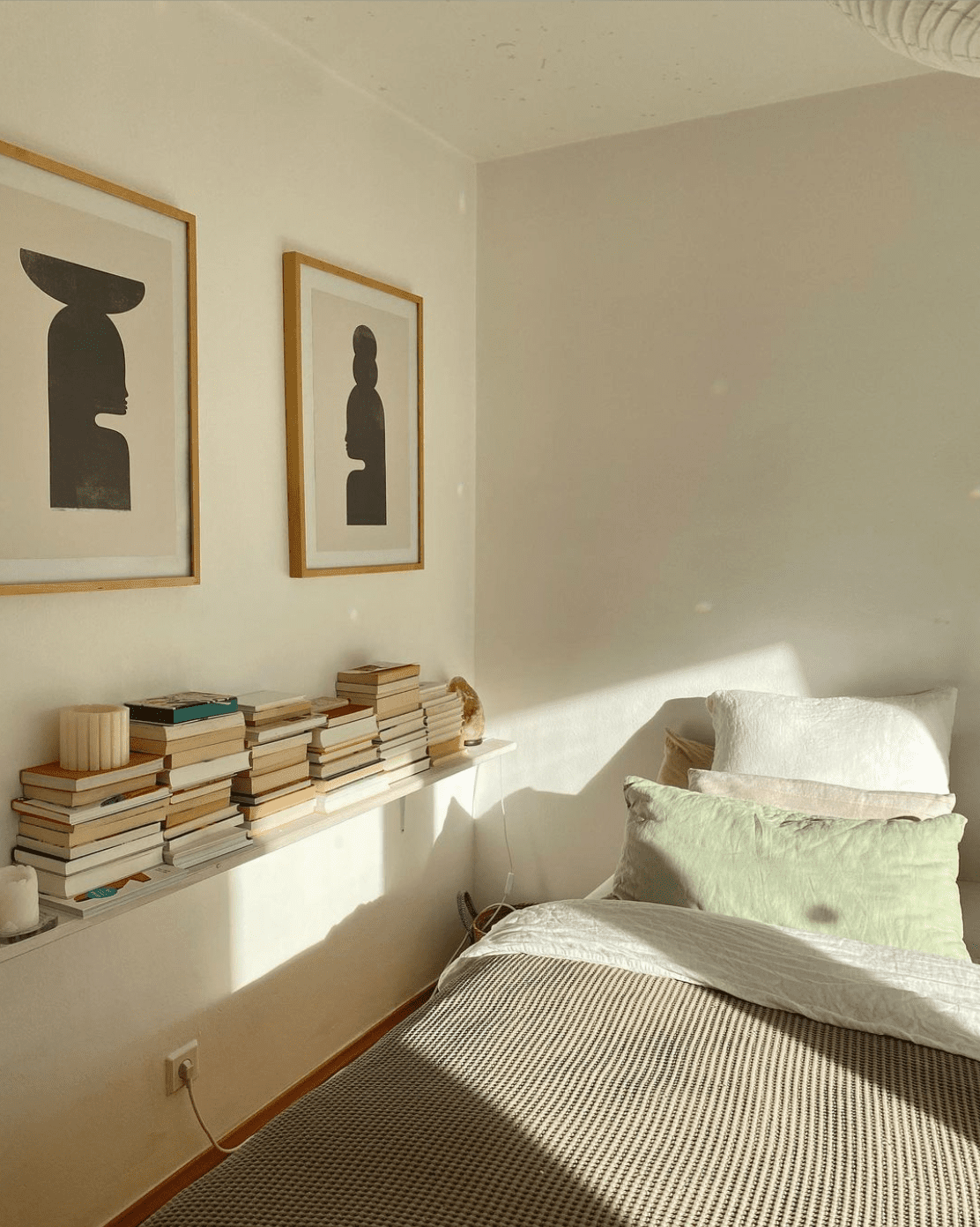 27 Best Floating Shelf Ideas