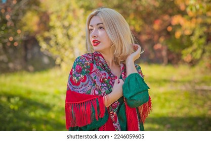 43,505 Lady Boho Images, Stock Photos & Vectors | Shutterstock