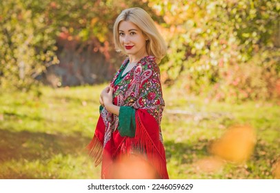 43,505 Lady Boho Images, Stock Photos & Vectors | Shutterstock