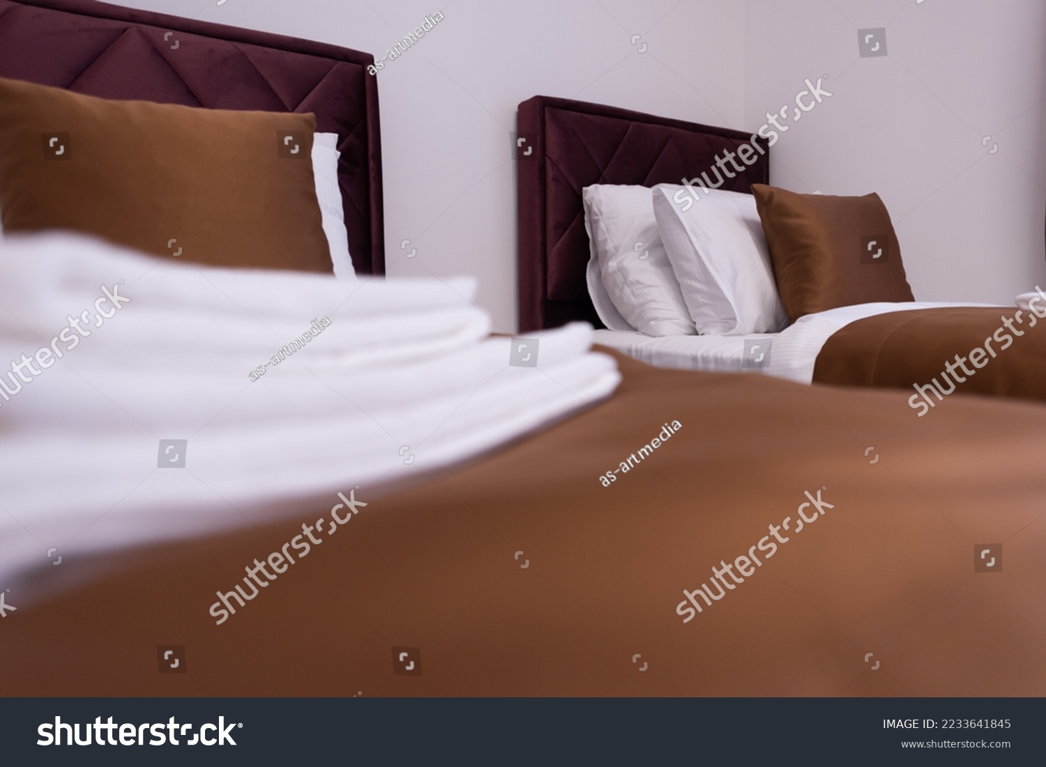 Modern Master Bedroom Luxury Mansion Interior Stock Photo 2233641845 ...