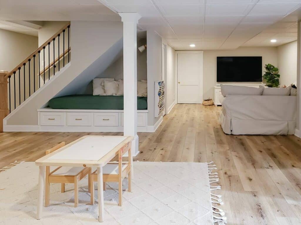 Family Bonus Room Ideas for Large Spaces - Soul & Lane