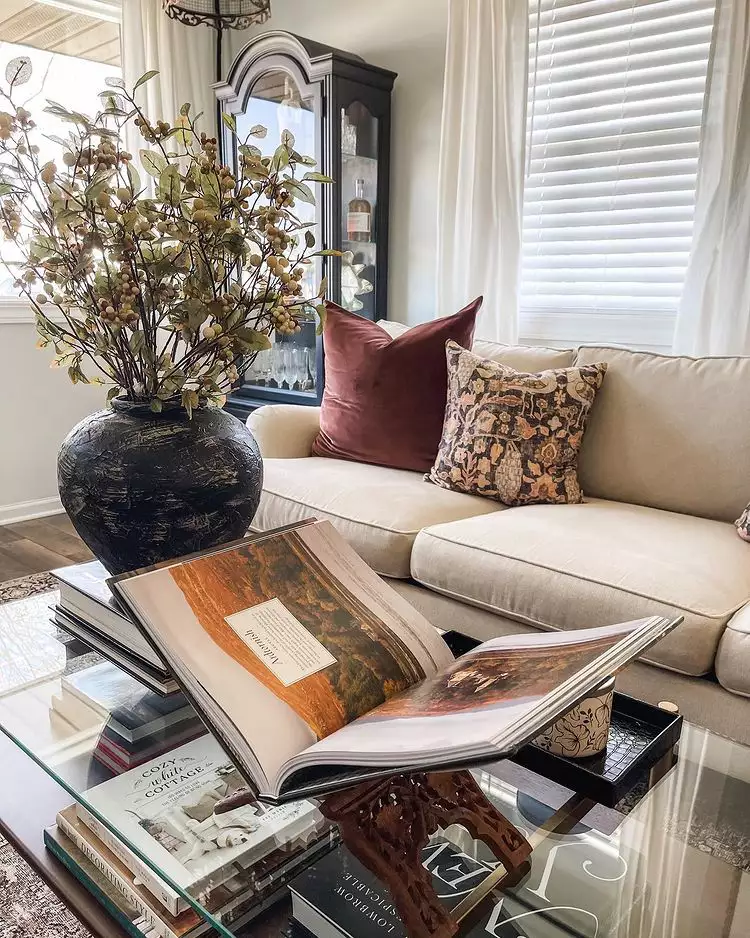 30+ Creative Minimalist Living Room Ideas