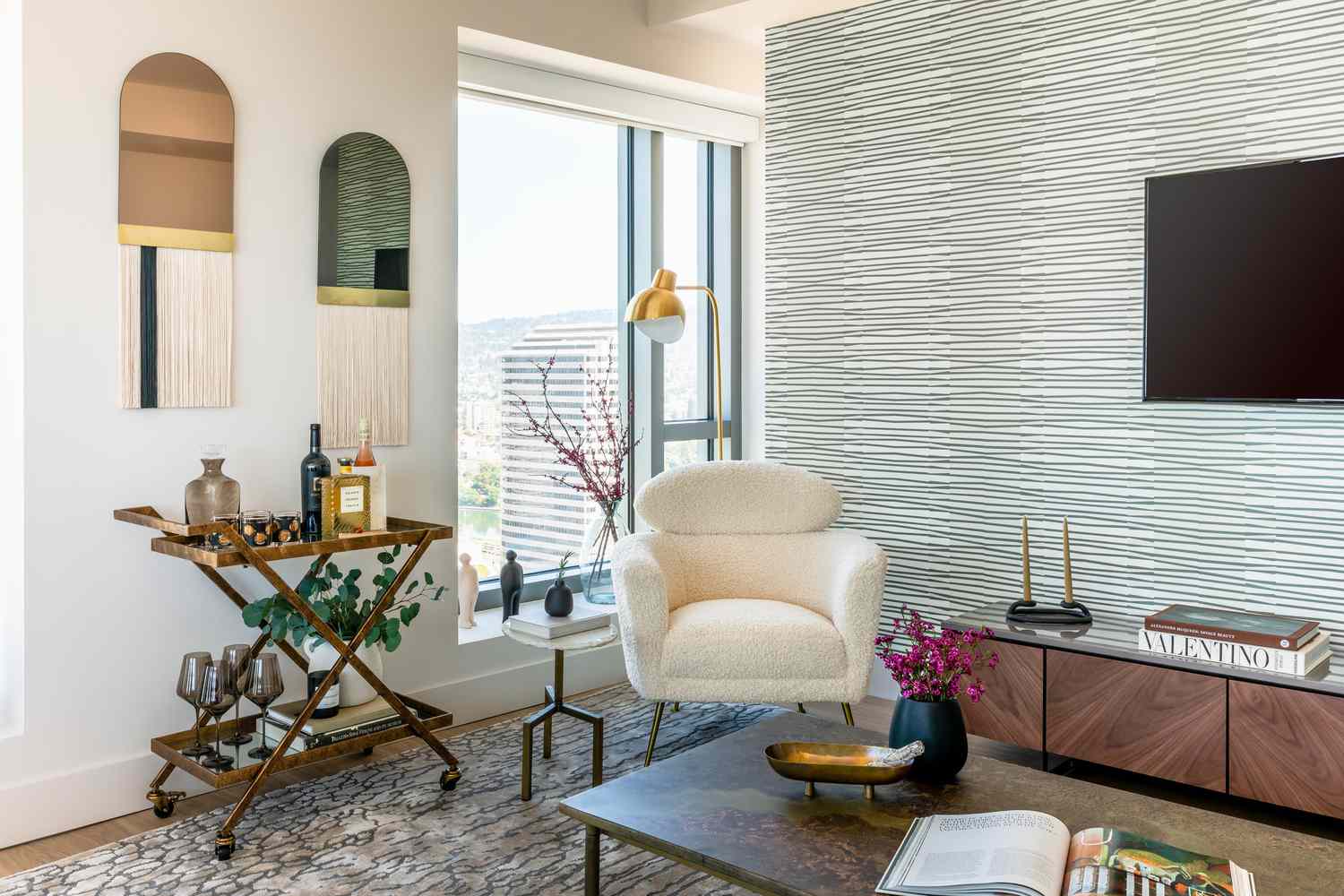 21 Small Living Rooms With TVs That Actually Look Good