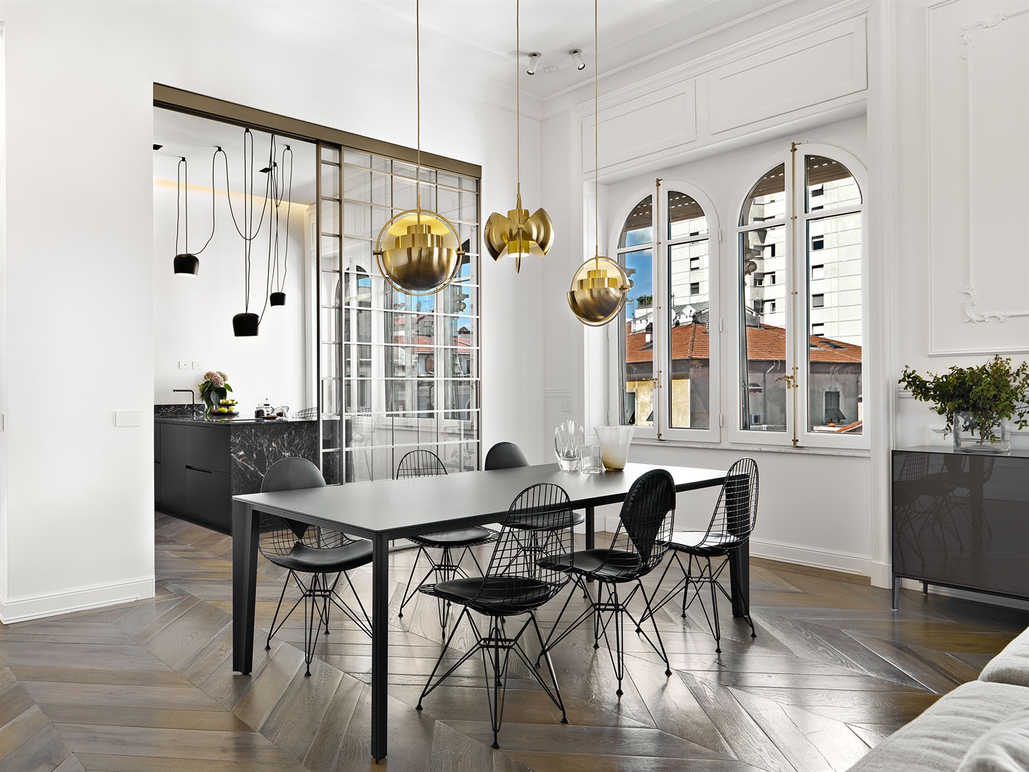 Multifunctional Furniture:Maximizing Space In Compact Living