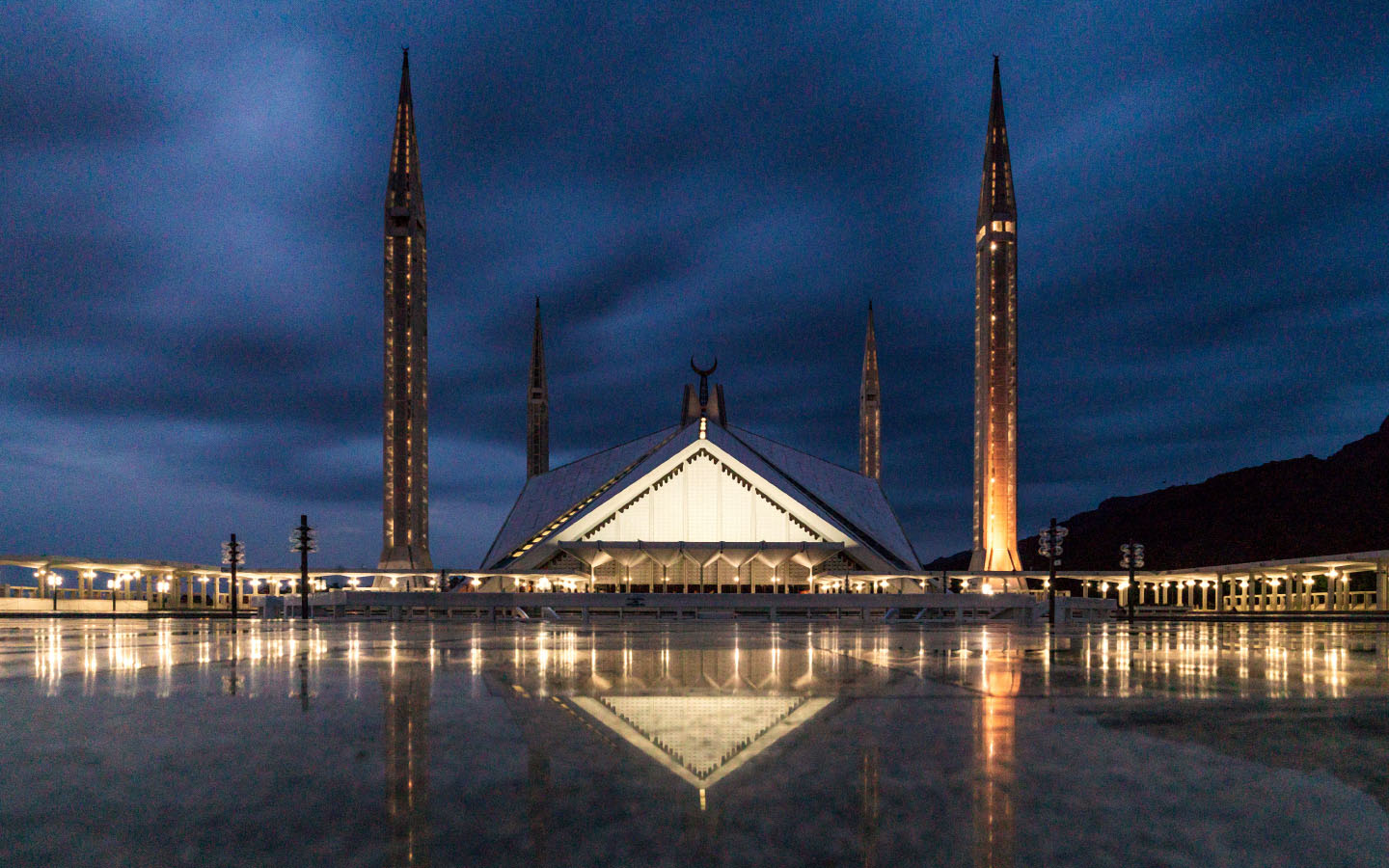 Most Popular Places to Visit in Islamabad at Night | Zameen Blog